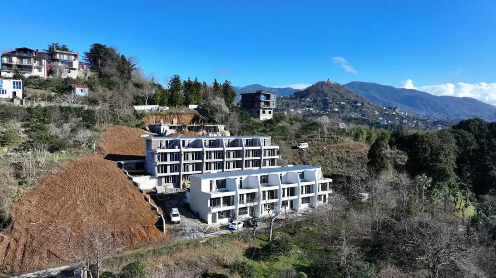 RA VILLAS Salibauri — aktualny stan budowy kompleksu premium willi w maju 2026